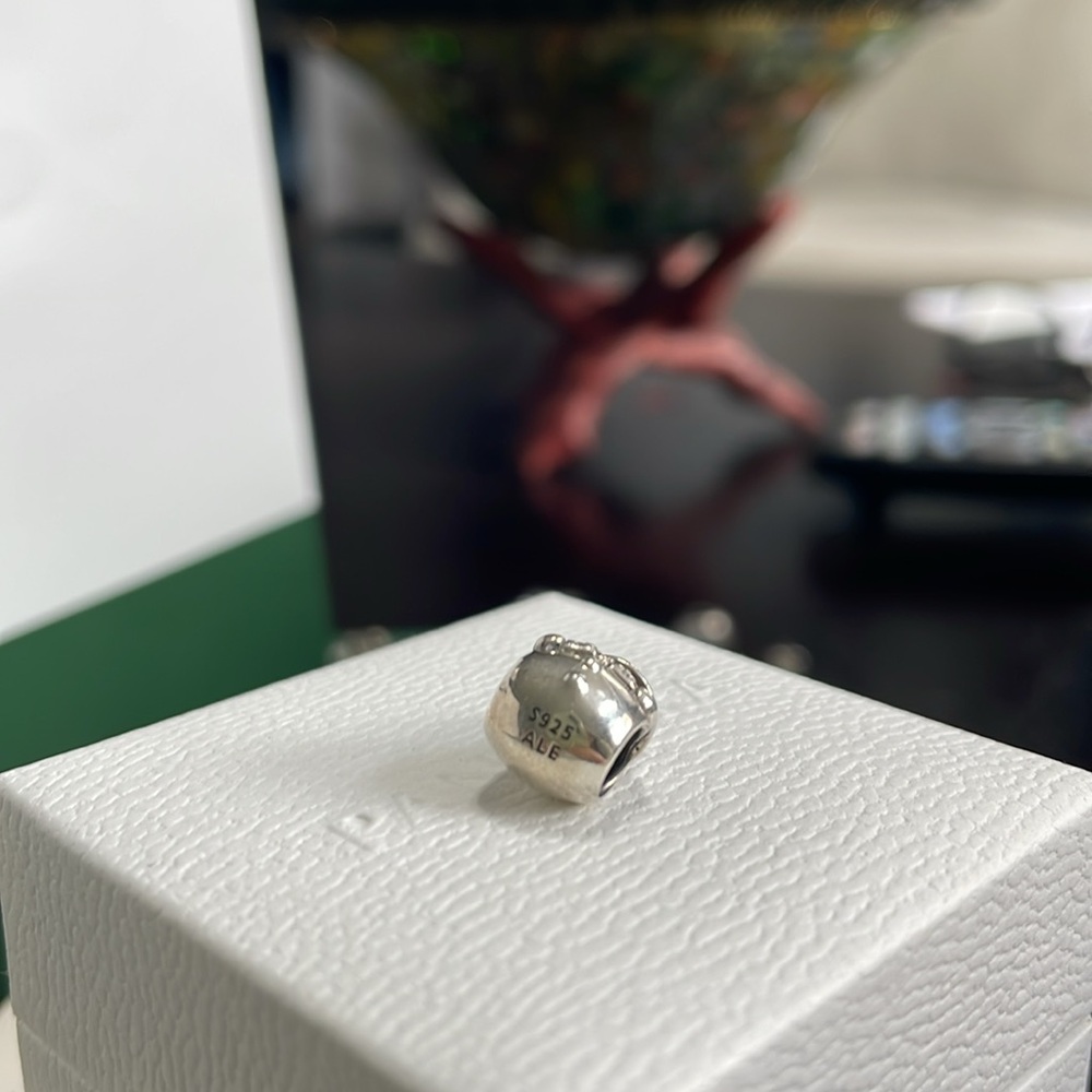 Pandora Snow ⛄️ Man CZ Charm RETIRED - Picture 7 of 8